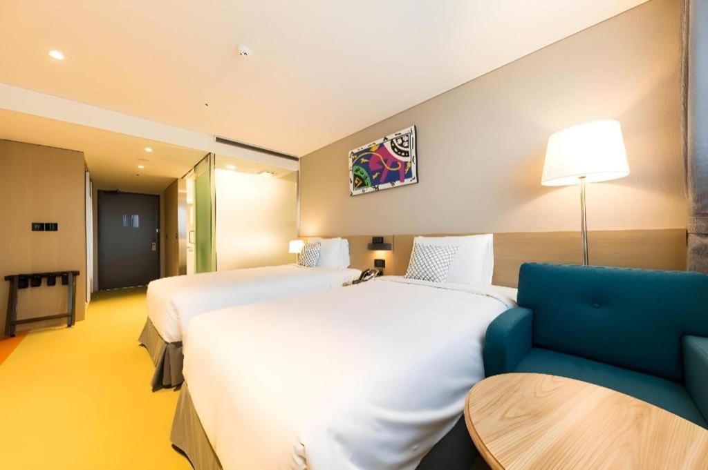Howard Johnson By Wyndham Incheon Airport Buitenkant foto